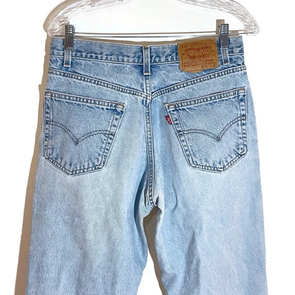 Levi’s Light Wash Denim Jeans